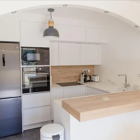 T2 Avec Terrasse. Piscine/parking דירה *